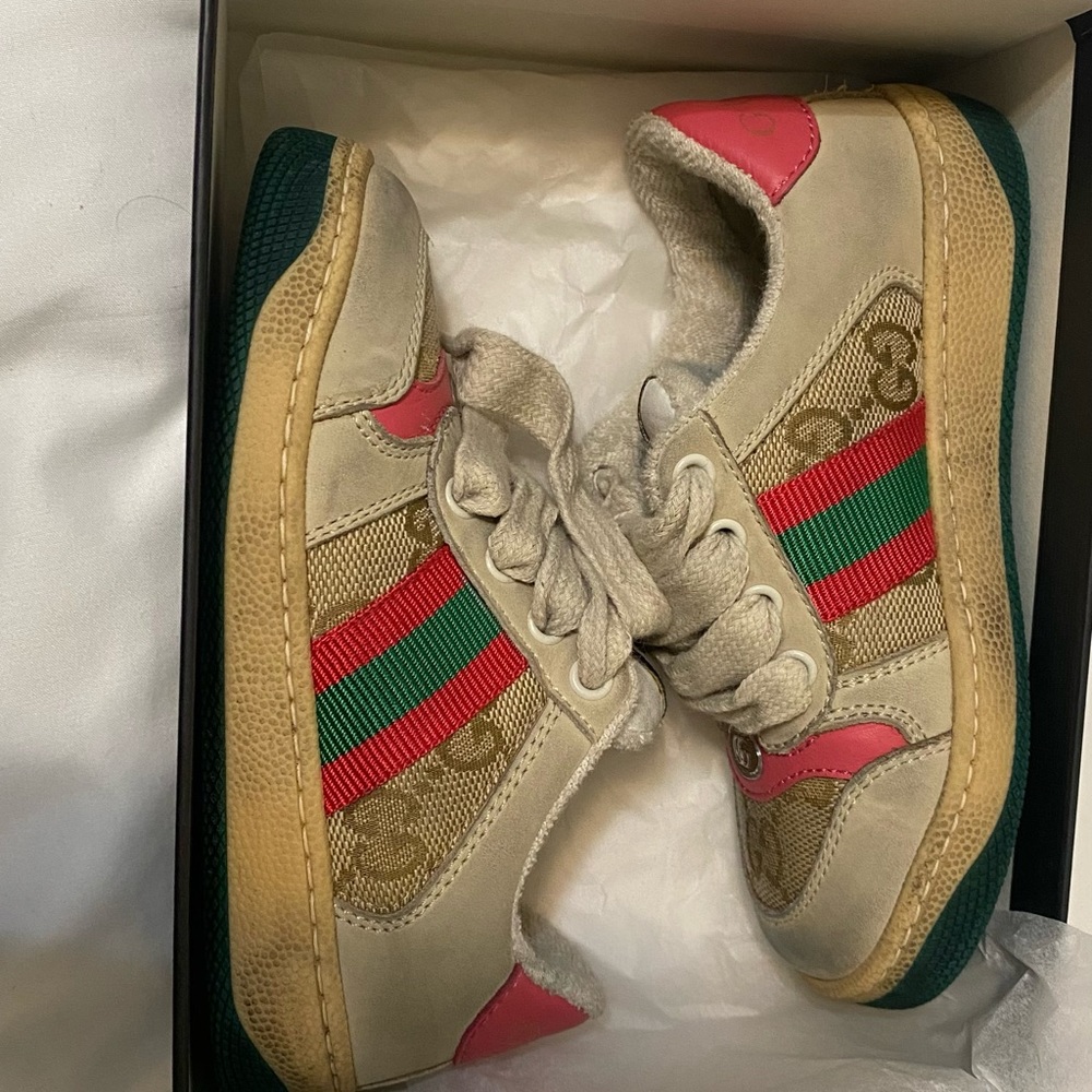 Toddler Screener sneaker size 24